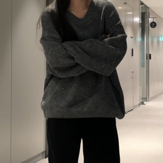 바이디오유 [울30 알파카10] 메리 알파카 울 브이넥 박시 오버핏 니트 4color