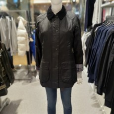 1b6686569bf098878cd4d96186463ab601fc09341bd008dbbbec297adf7e.jpg