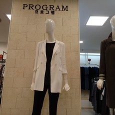 46b0b08a6c5a9aed31af4d25517b39cf36ebf5bd6ac4ae7e398f1106d6cf.jpg