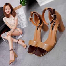 브라우니 7cm 베이직 스트랩 힐샌들