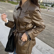 d4d019cbd92478434a6fc4ec03182bce0abc3208423477f36d3379c9537d.jpg