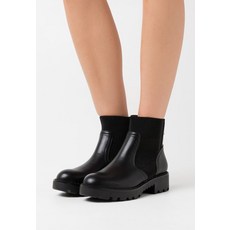 Buffalo MIKA - Platform ankle boots - black BU311N089 150불 이상 주문시 부가세 별도