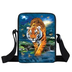 구찌타이거클러치