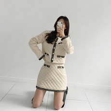 7da14eb8ad336a42c3b49165b4f7d29a1e052c2cb2d1434b6047774f47cd.jpg