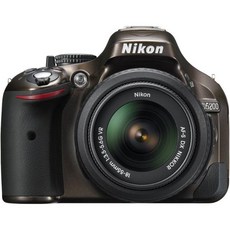 니콘 D5200 CMOS DSLR 18-55mm f/3.5-5.6 AF-S NIKKOR 줌렌즈 (레드) (제조사 단종), Bronze_w/ 18-55mm | Base - 니콘d5200