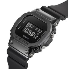 [지샥][G-SHOCK] GM-5600UB-1DR 메탈 커버 5600시리즈 스퀘어 올블랙 캐주얼 시계