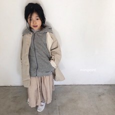 5237ba8700199527b7748d41773842c5d06308f08ffccb1dfd9d473a4deb.jpg