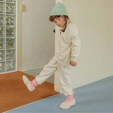 해피버스 상하복 클로버맨투맨셋업 아이보리