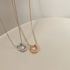 u자목걸이