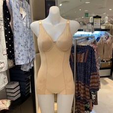 //상품명