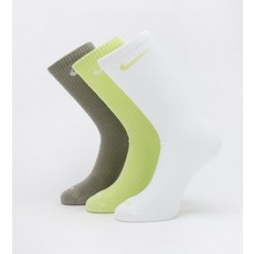 나이키에브리데이플러스라이트