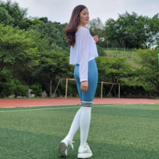 비고르 필라테스 여성 삼선 레그워머 니삭스 요가 롱 삭스 긴양말 레깅스 코디