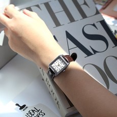 카시오 스퀘어 레더 여성 손목 시계 (2Color)