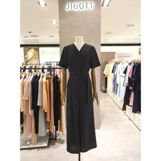 지고트점프슈트