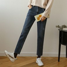 7b9105066c6aee64e04376817d45e7363384d1a5f69690b940c5c09a5d78.jpg