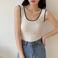 디자인감이 작은 대중U넥 니트 우아하고 소향풍 슬림핏으로 기질을 입고 있다