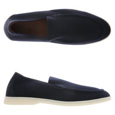 로로피아나스니커즈