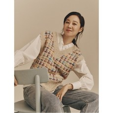 써스데이아일랜드 그라데이션 트위드 브이넥 베스트_T208MVT239W