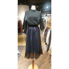 뉴코아강남오즈세컨 스팽글샤스커트O21j9wsc422w
