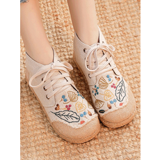 프랑스와나자르스니커즈