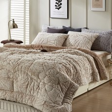 143d6c9751660c4d3a516c2ca4390bd8601c1908c0649beda5bc14d60ec4.jpg