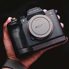 소니알파7m4