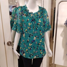 꼼빠니아블라우스