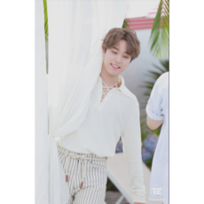 b54cbd76e57fe1099ef8e88f917f4a88432591203e6c764cec527bf6d5fb.png