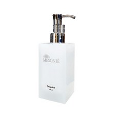 myonlyeyelashserum