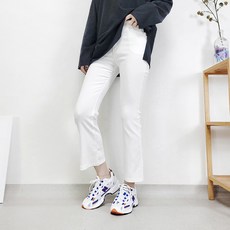 화이트부츠컷