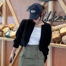 떳다그녀 뮤트 라운드 니트 크롭 집업