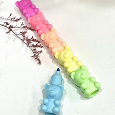 06d81f4a8d5a1b19b4fedd2e62159c20a16a63b8ca2fb0561086e98597cb.jpg