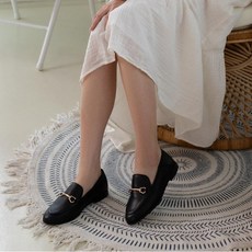 [포멜카멜레] 천연 양가죽 베이직 포인트 로퍼 BLACK 2cm