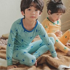 917e04a9390e52f589bcb081b419f59b99401622f9b5e10ab581afd6026a.jpg