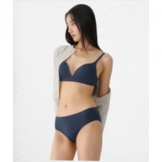 MUSINSA STANDARD WOMAN 우먼즈 와이어리스 브라 [네이비]