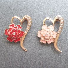 이플린카네이션브로치