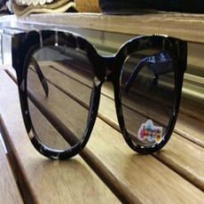 유아틴트선글라스