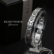 9a1fa755-65df-44cc-8c52-3f6071eb0b22.jpg
