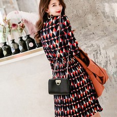 d4ba6698-fc23-4242-a2e5-950a03d4e383.jpg