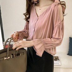 나바바 NB047 어깨트임 리본 블라우스 여자봄옷 여자셔츠 여성의류 봄옷