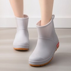 CNTCSM 레인부츠 빅사이즈 숏 패션 부츠 여성 학생 장화 튜브 아웃웨어 비 슬립 방수 작업 신발