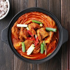 로로상회 옛날식 통 돼지갈비 김치찜 700g X 2팩