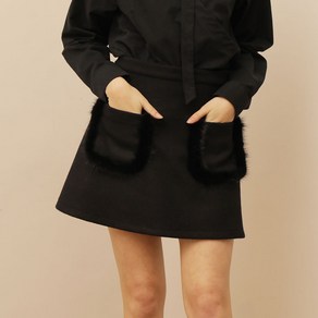 와드로브 MINK POCKET MINI WOOL SKIRT