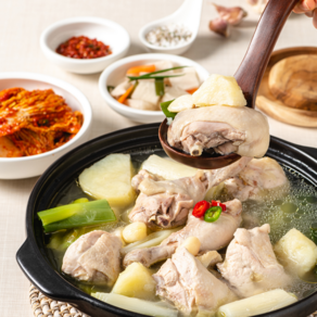 21년전통 닭한마리 칼국수 밀키트(2-3인) 국산재료 당일제조 캠핑요리, 1세트, 1.5kg