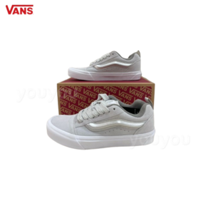 [YUYU] VANS 반스 Kne Skool 뉴 스쿨 메탈릭 실버 + 페이크삭스 1pcs