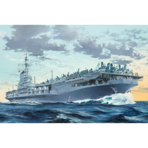 05634 1/350 USS Midway CV-41, 1개