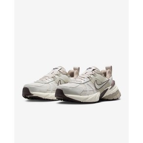 나이키 V2K 런 런닝화 운동화 스니커즈 오어우드 브라운 NIKE V2K RUN SNEAKERS