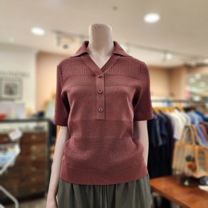 BCBG [올앤선드리] 립 블록 카라 P/O 니트_ A4F7K301 74 [BROWN]