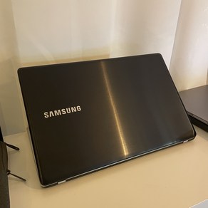 삼성 울트라북 PC 노트북 15인치 슬림형 I5-6200U / SSD / RAM8GB