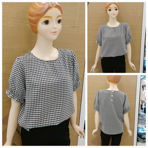 [소이주니어]논현점 22년여름신상 ** 시원한소재 ** 팔길이 5부 고방 체크 블라우스 ** 마네킹 키 155 11호 착용 **